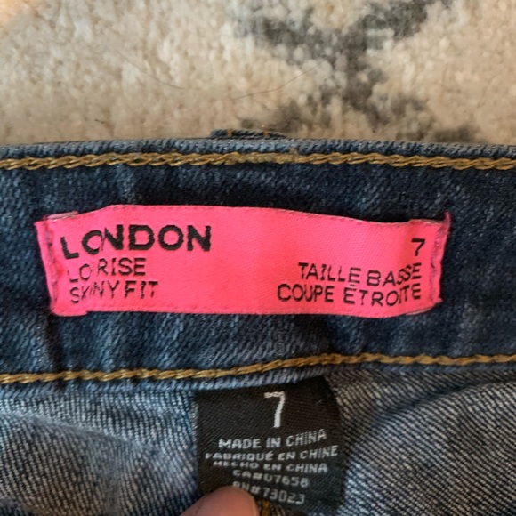 Blue jeans - Picture 1 of 3